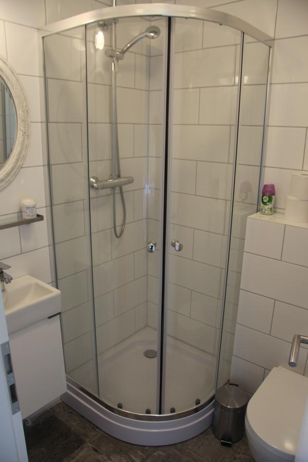 Private And Peaceful One Bedroom Apartments บอร์กาเนส ภายนอก รูปภาพ